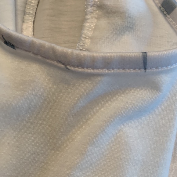 Sleeveless Ruffled Top, size 2XL, white and bluish/green NWT - Picture 12 of 14